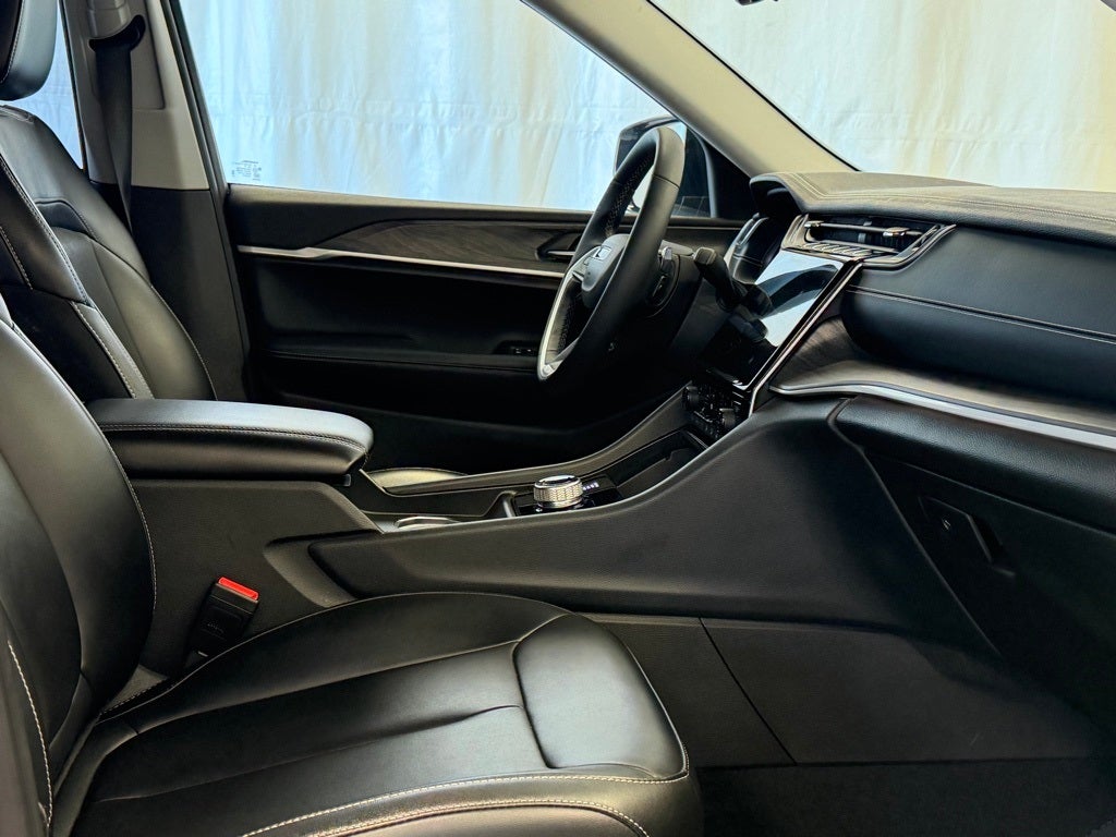 2023 Jeep Grand Cherokee L Limited 4WD