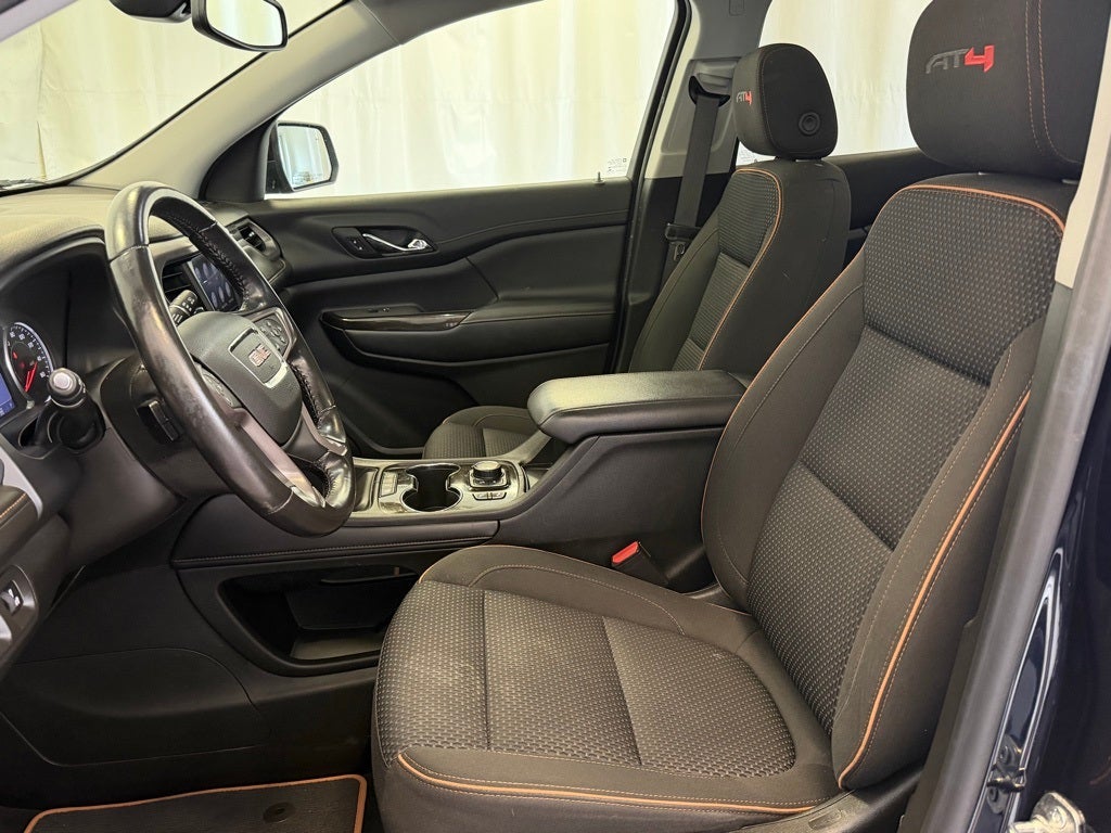 2021 GMC Acadia AT4 AWD