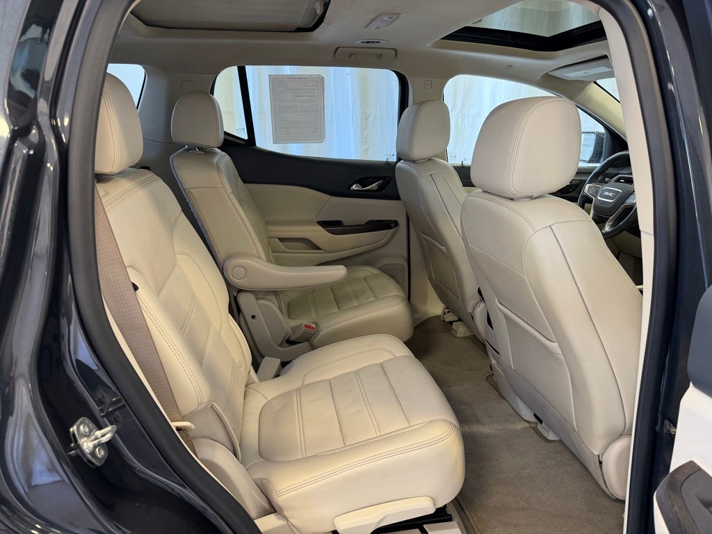 2022 GMC Acadia Denali AWD