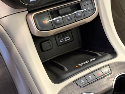 2022 GMC Acadia Denali AWD