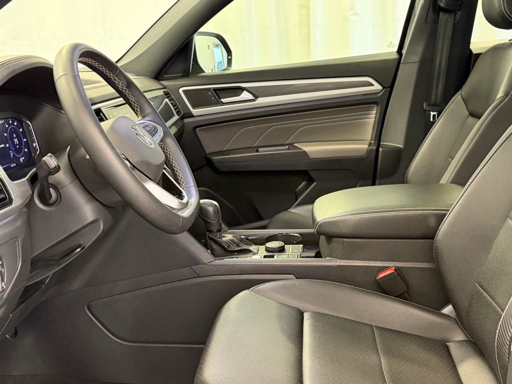 2023 Volkswagen Atlas Cross Sport 2.0T SEL AWD