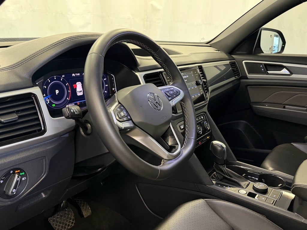 2023 Volkswagen Atlas Cross Sport 3.6L V6 SEL AWD