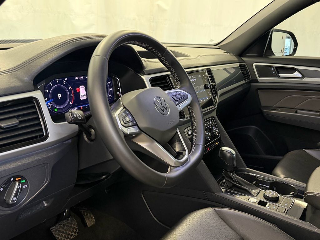2023 Volkswagen Atlas Cross Sport 3.6L V6 SEL AWD