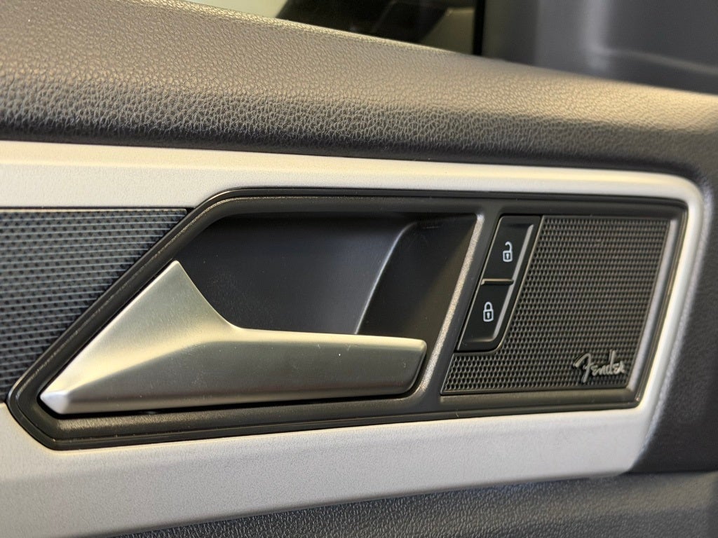 2023 Volkswagen Atlas Cross Sport 3.6L V6 SEL Premium R-Line AWD