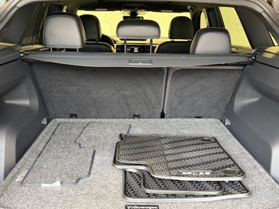 2023 Volkswagen Atlas Cross Sport 3.6L V6 SEL Premium R-Line AWD