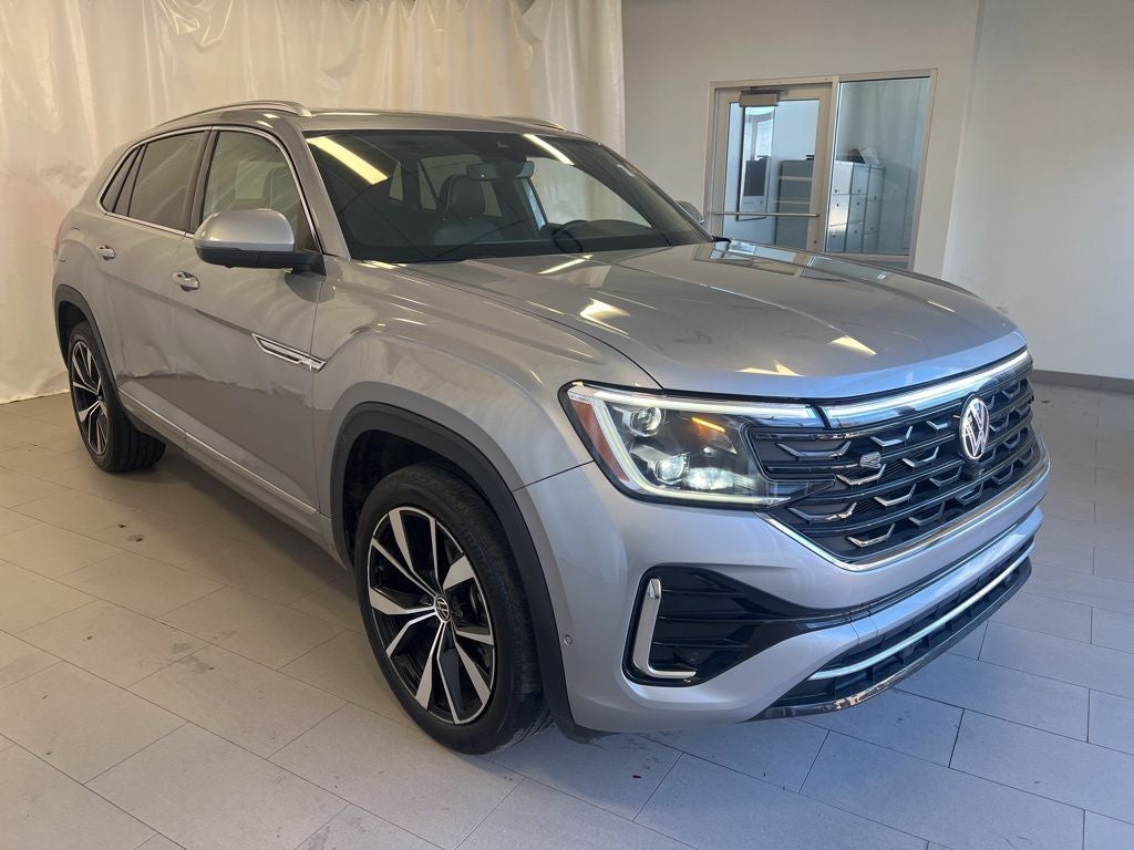 2024 Volkswagen Atlas Cross Sport 2.0T SEL Premium R-Line AWD