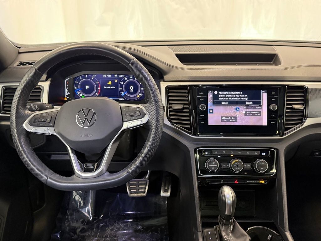 2023 Volkswagen Atlas Cross Sport 3.6L V6 SEL Premium R-Line AWD