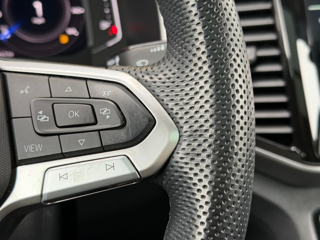 2023 Volkswagen Atlas Cross Sport 3.6L V6 SEL Premium R-Line AWD