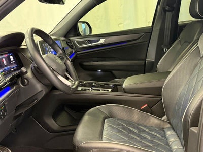 2024 Volkswagen Atlas Cross Sport 2.0T SEL Premium R-Line AWD