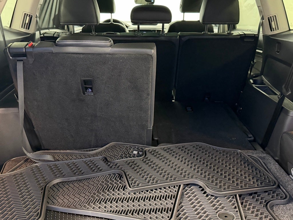 2023 Volkswagen Atlas 3.6L V6 SEL Premium R-Line AWD