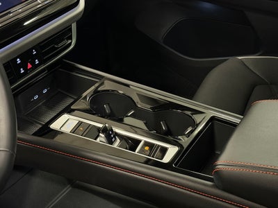 2024 Volkswagen Atlas 2.0T Peak Edition SEL AWD