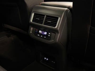 2024 Volkswagen Atlas 2.0T Peak Edition SEL AWD