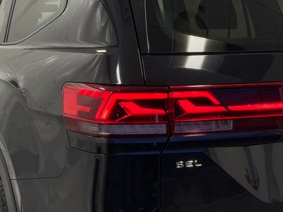2024 Volkswagen Atlas 2.0T Peak Edition SEL AWD