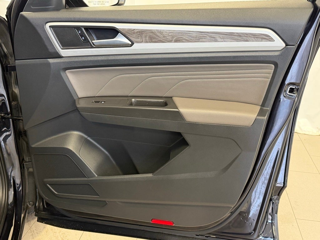 2022 Volkswagen Atlas Cross Sport 3.6L V6 SE w/Technology AWD