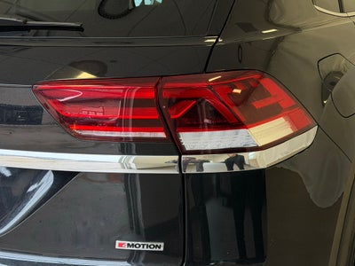 2022 Volkswagen Atlas Cross Sport 3.6L V6 SE w/Technology AWD