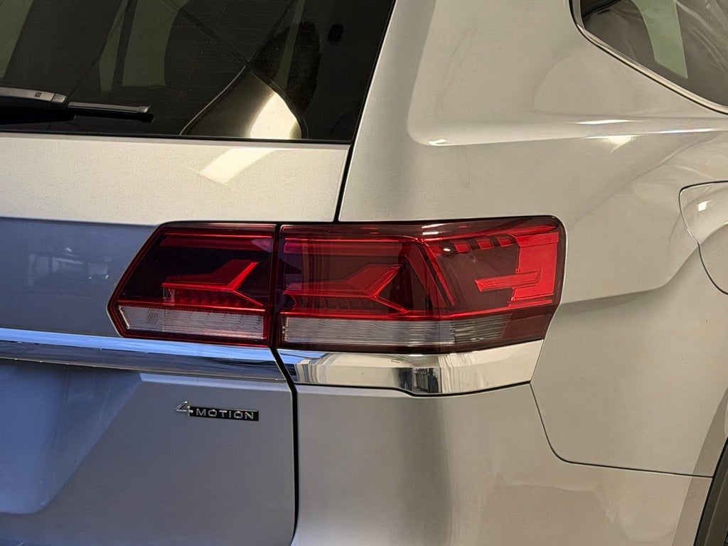 2023 Volkswagen Atlas 2.0T SE w/Technology AWD