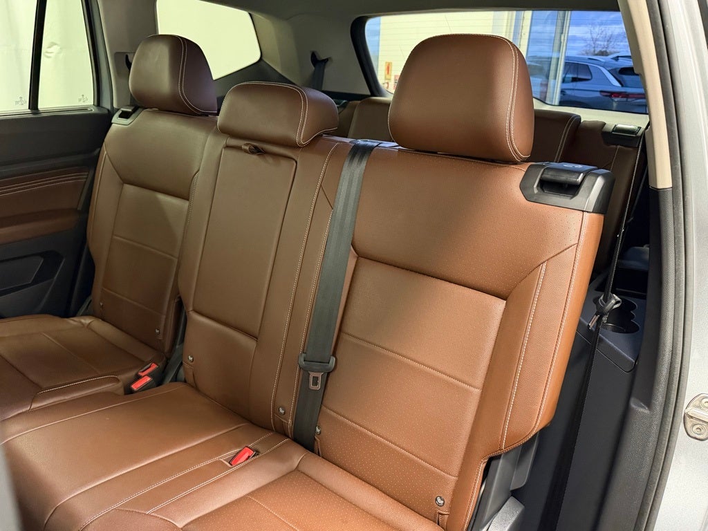 2023 Volkswagen Atlas 2.0T SE w/Technology AWD