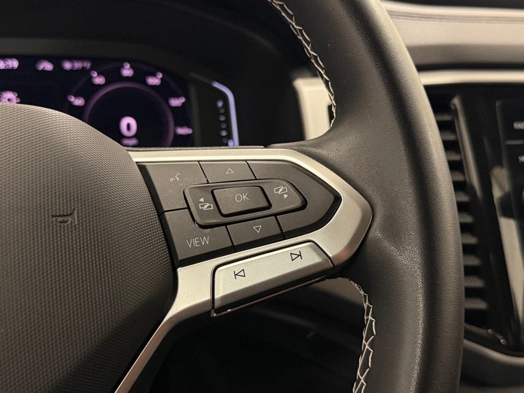 2023 Volkswagen Atlas 2.0T SE w/Technology AWD