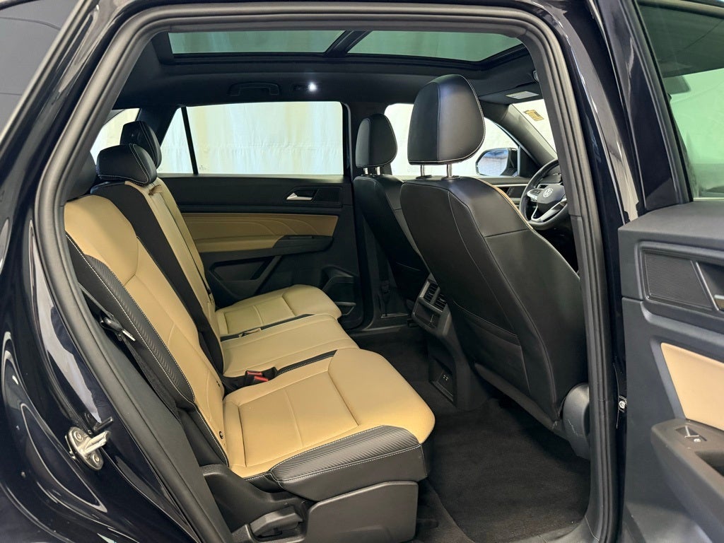 2022 Volkswagen Atlas Cross Sport 2.0T SE w/Technology AWD