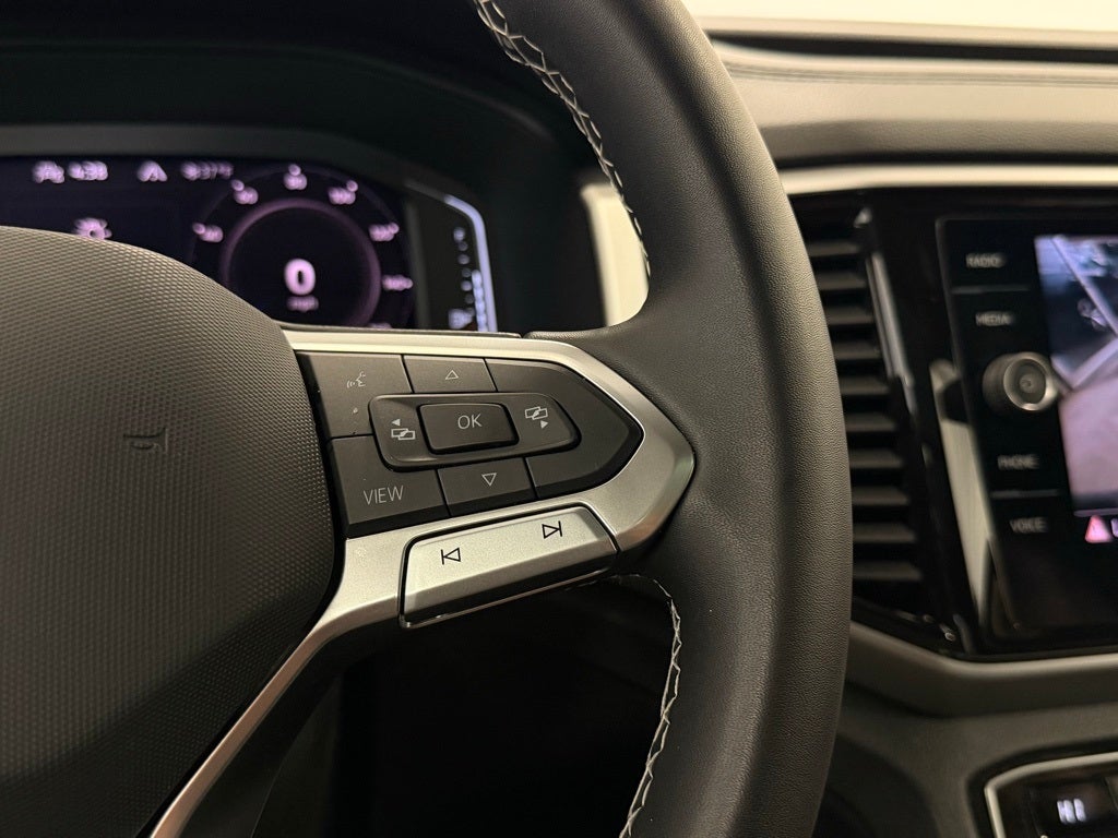 2022 Volkswagen Atlas Cross Sport 2.0T SE w/Technology AWD