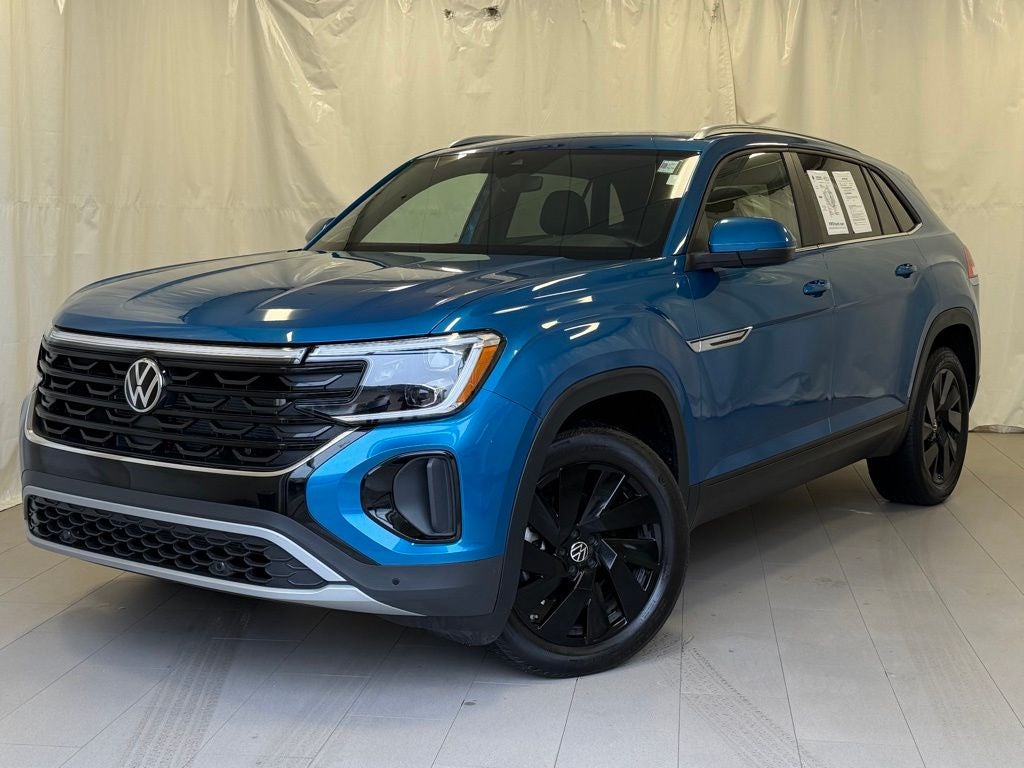 2025 Volkswagen Atlas Cross Sport 2.0T SE w/Technology AWD