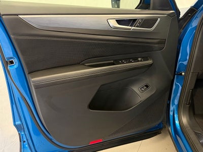 2025 Volkswagen Atlas Cross Sport 2.0T SE w/Technology AWD