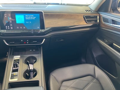 2025 Volkswagen Atlas 2.0T SE AWD