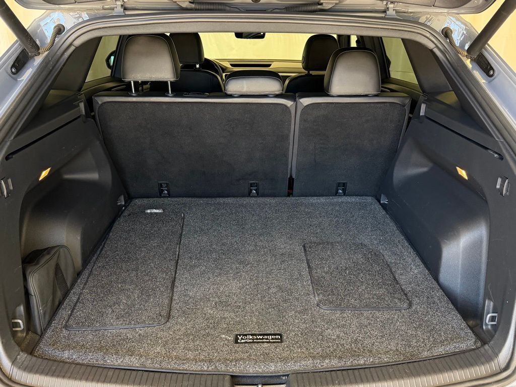 2022 Volkswagen Atlas Cross Sport 3.6L V6 SEL R-Line AWD