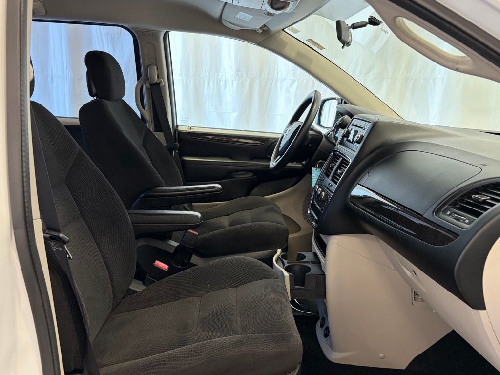 2014 Dodge Grand Caravan AVP