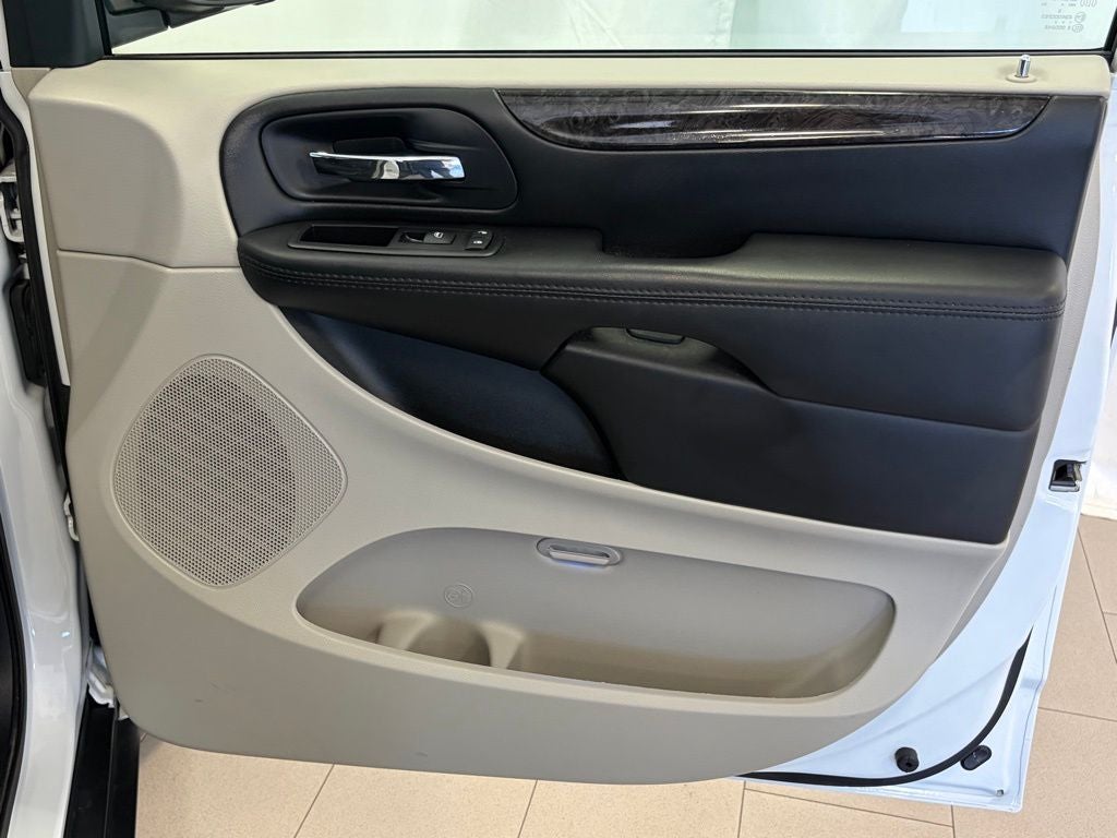 2014 Dodge Grand Caravan AVP