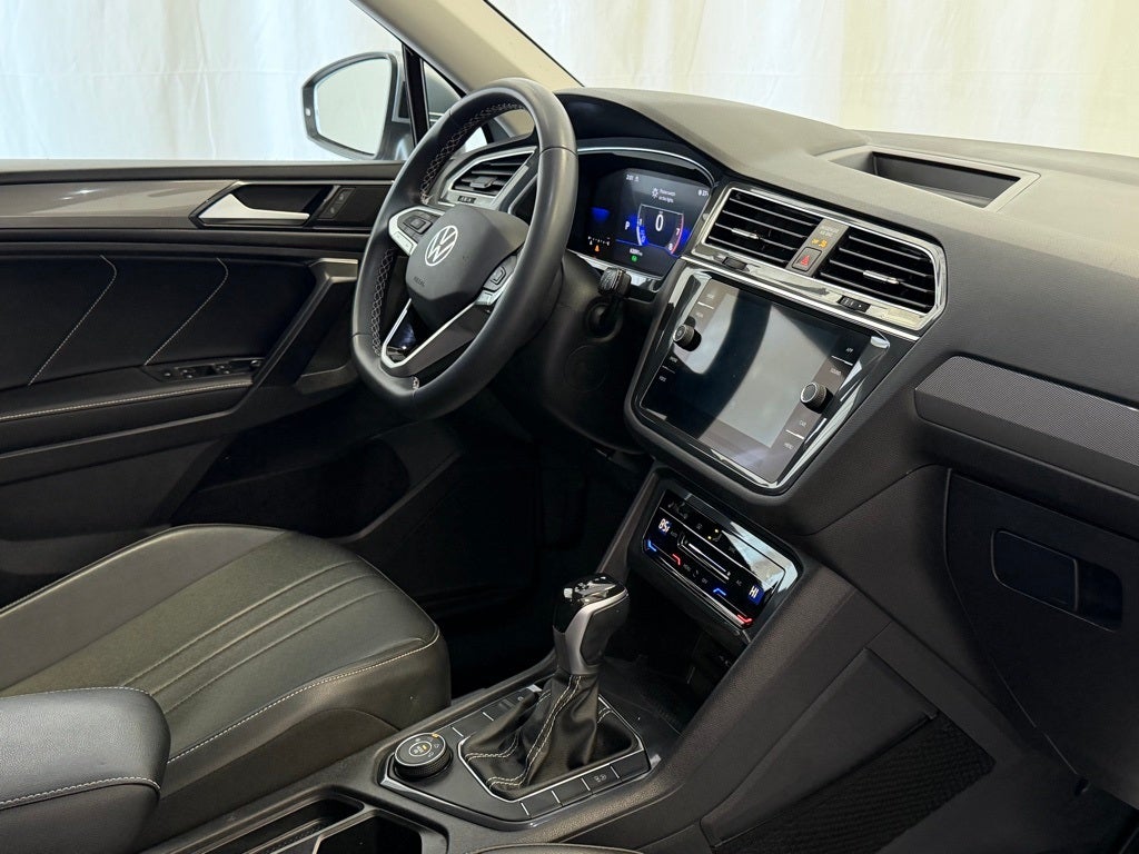 2022 Volkswagen Tiguan 2.0T SE AWD