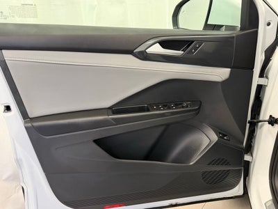 2023 Volkswagen Taos 1.5T SEL AWD