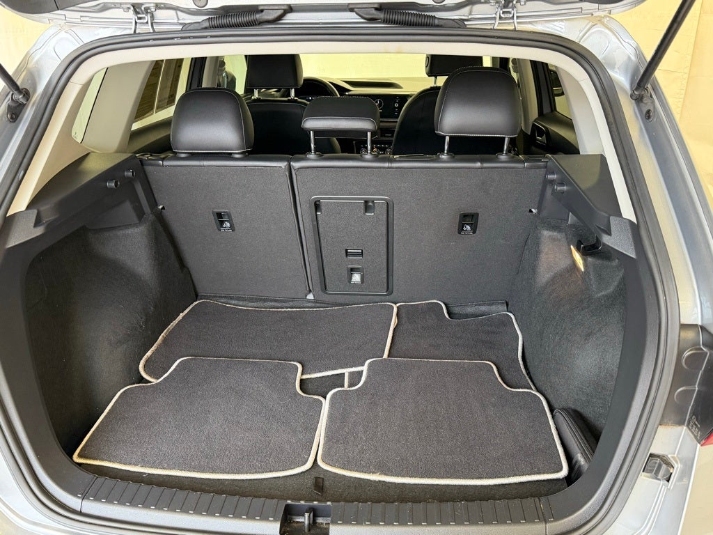 2023 Volkswagen Taos 1.5T SEL AWD