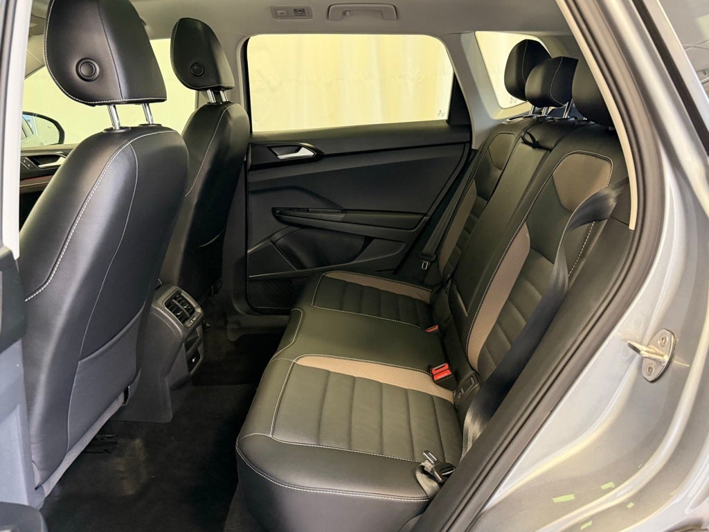 2023 Volkswagen Taos 1.5T SEL AWD