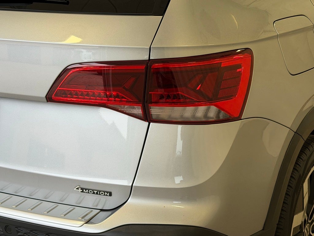 2023 Volkswagen Taos 1.5T SEL AWD