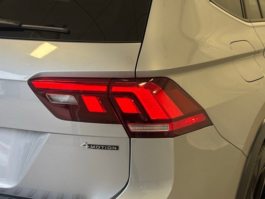 2024 Volkswagen Tiguan 2.0T SE R-Line Black AWD
