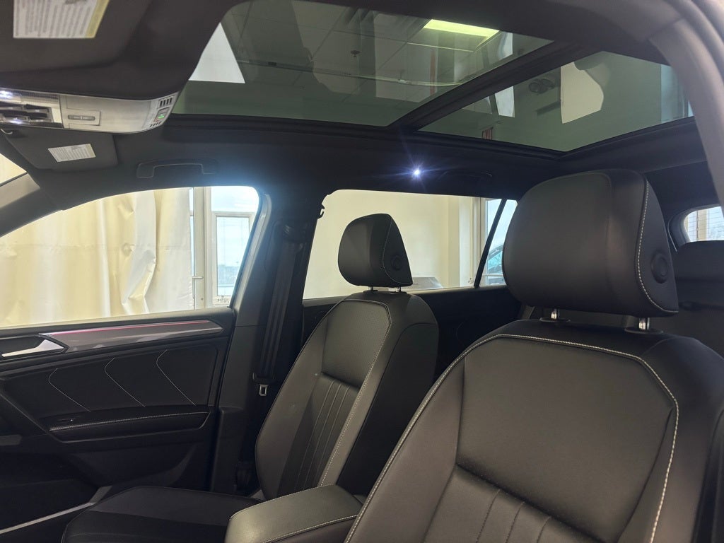 2024 Volkswagen Tiguan 2.0T SE R-Line Black AWD
