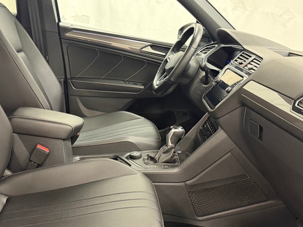 2022 Volkswagen Tiguan 2.0T SE R-Line Black AWD