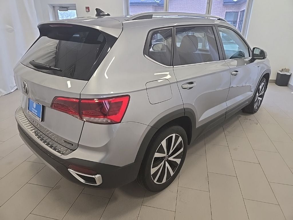 2022 Volkswagen Taos 1.5T SE AWD