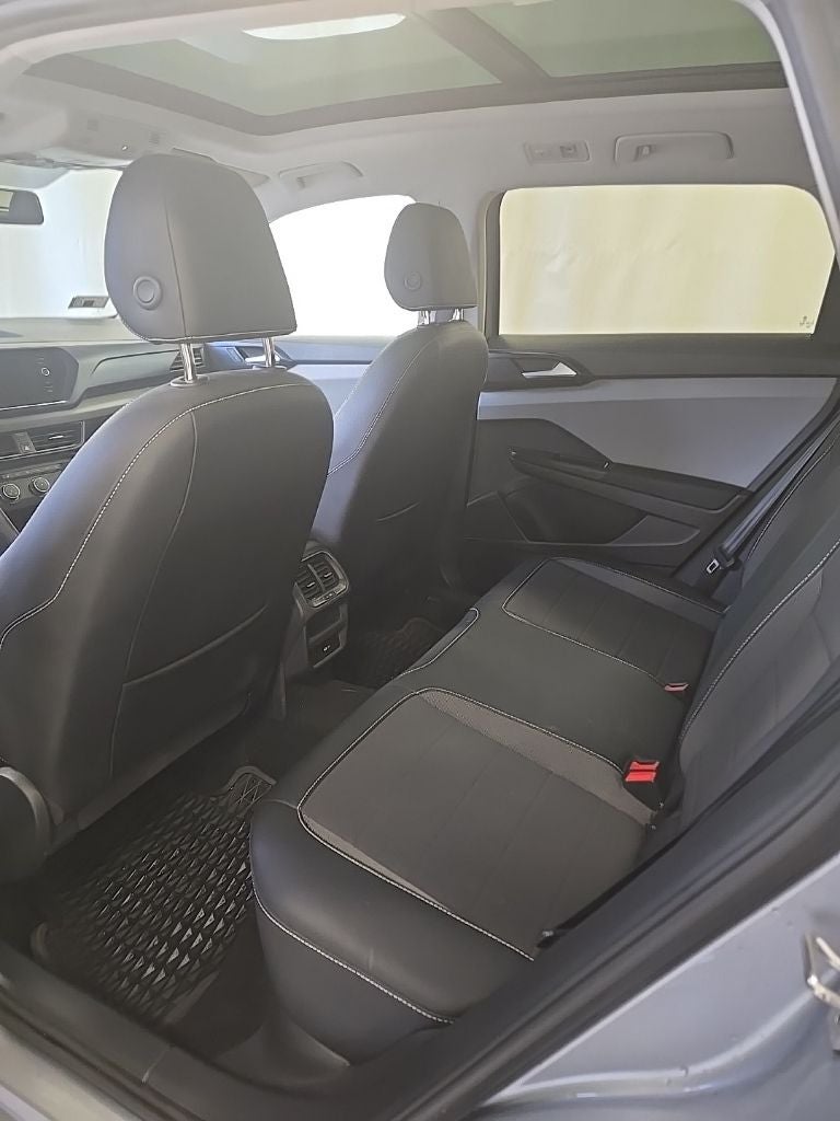 2022 Volkswagen Taos 1.5T SE AWD