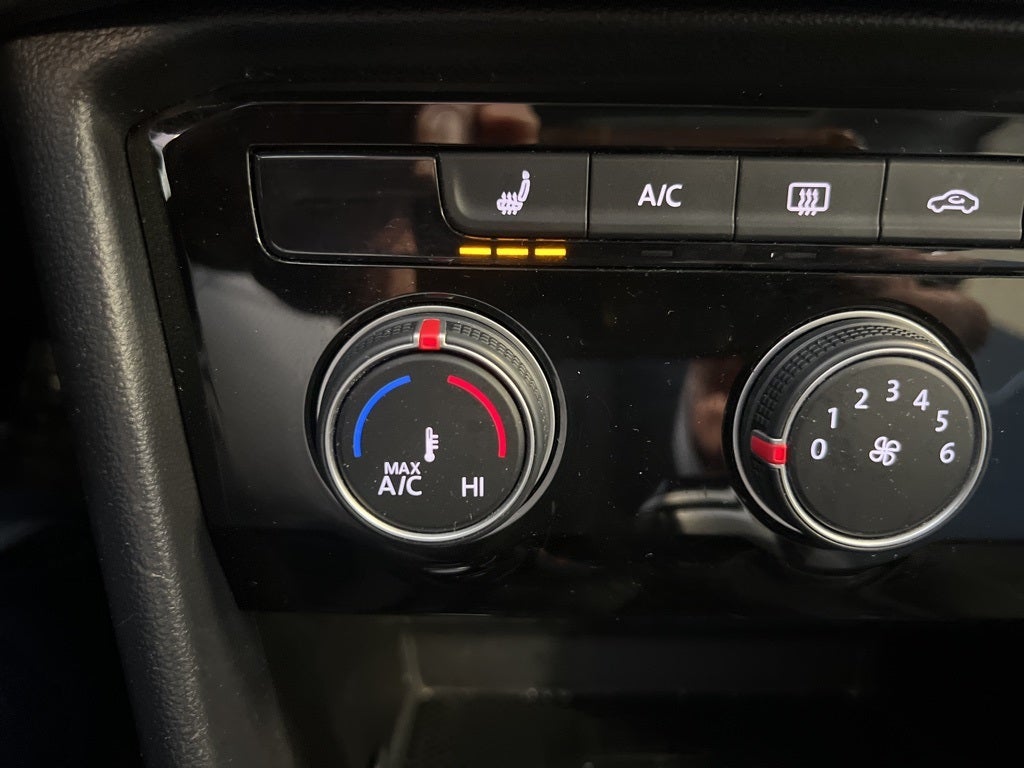 2023 Volkswagen Taos 1.5T SE AWD