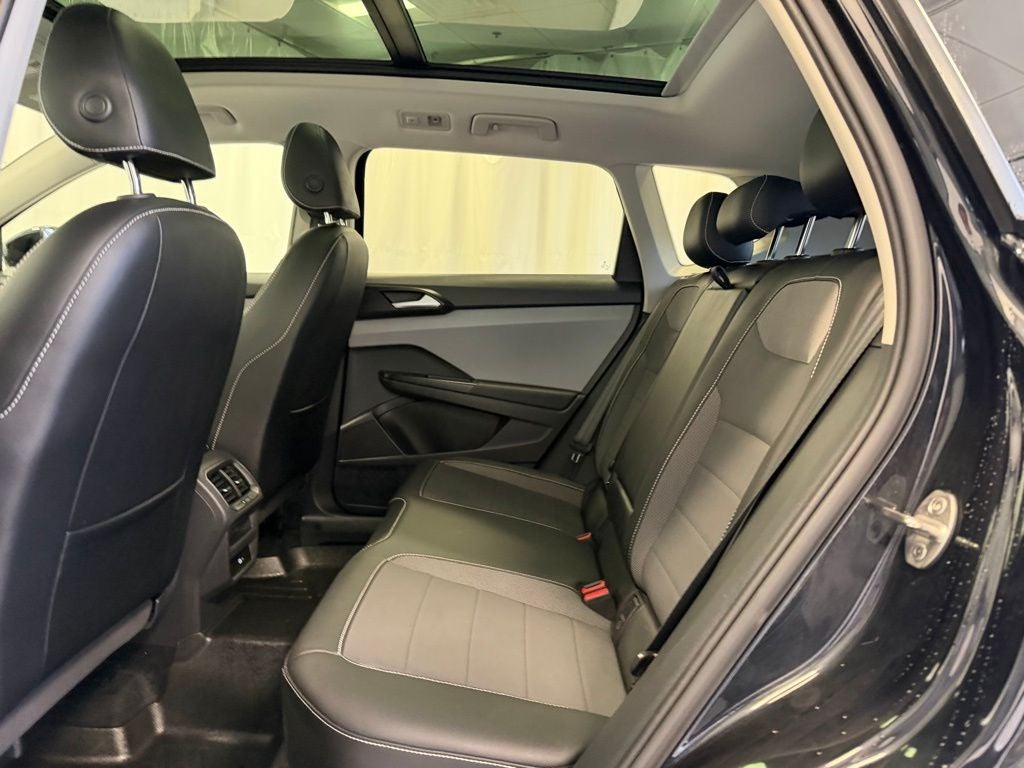 2022 Volkswagen Taos 1.5T SE AWD