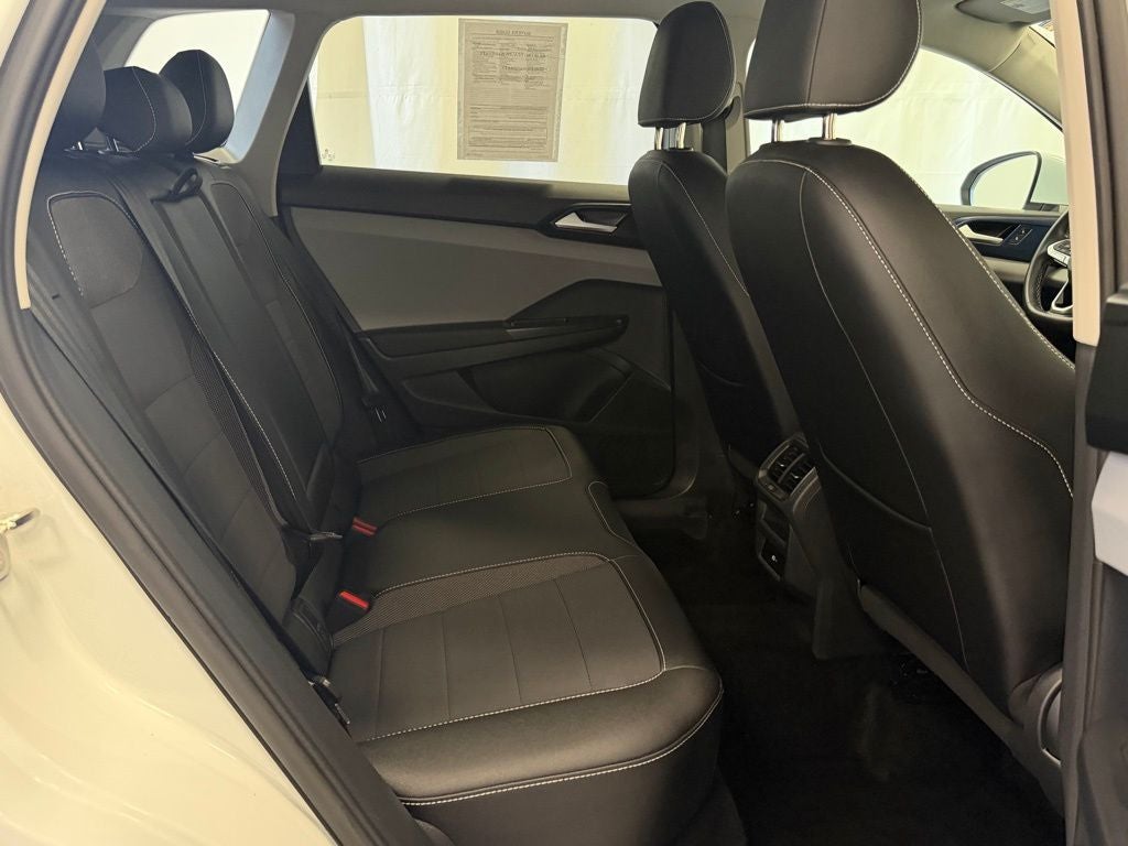 2022 Volkswagen Taos 1.5T SE AWD