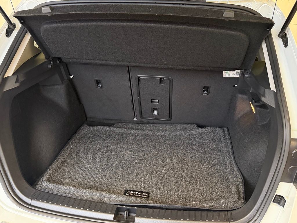 2022 Volkswagen Taos 1.5T SE AWD