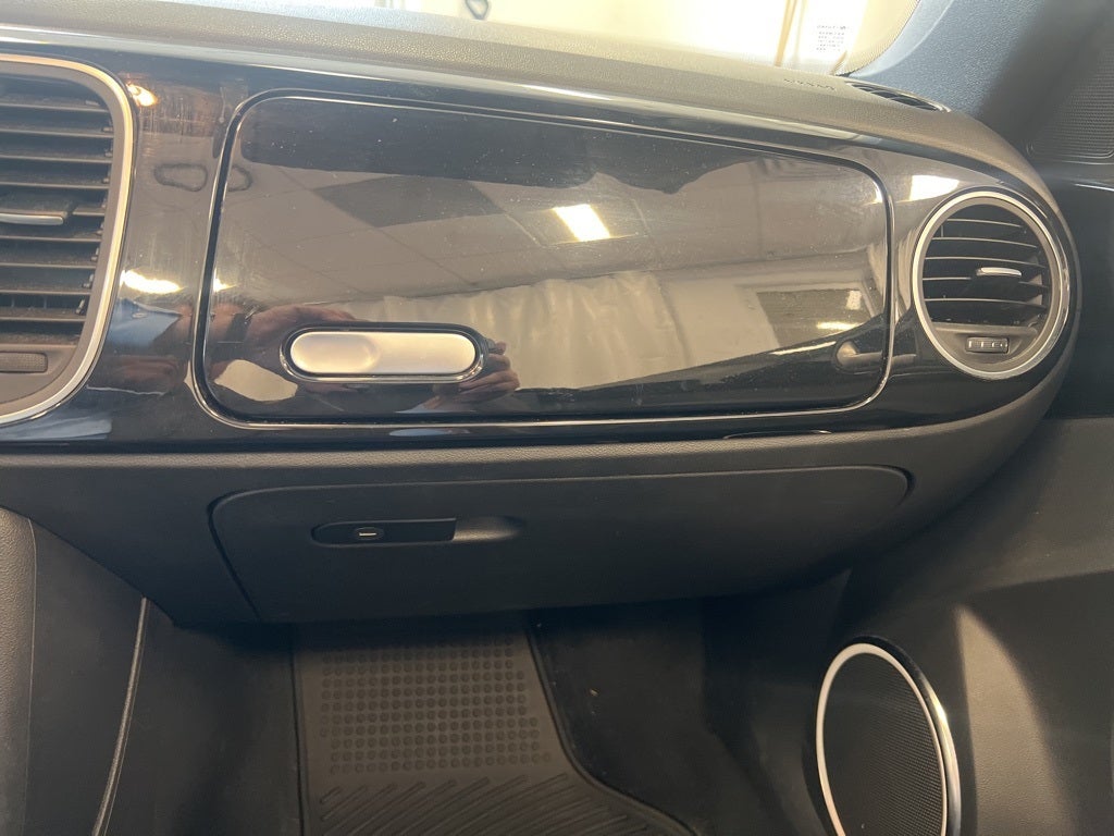 2013 Volkswagen Beetle 2.5L