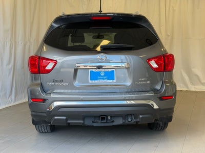 2017 Nissan Pathfinder Platinum 4WD