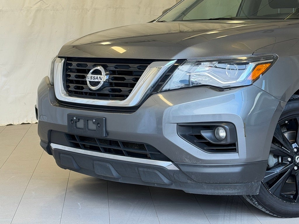 2017 Nissan Pathfinder Platinum 4WD