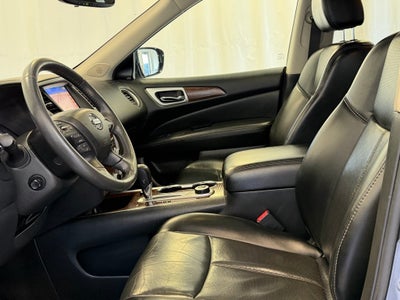 2017 Nissan Pathfinder Platinum 4WD