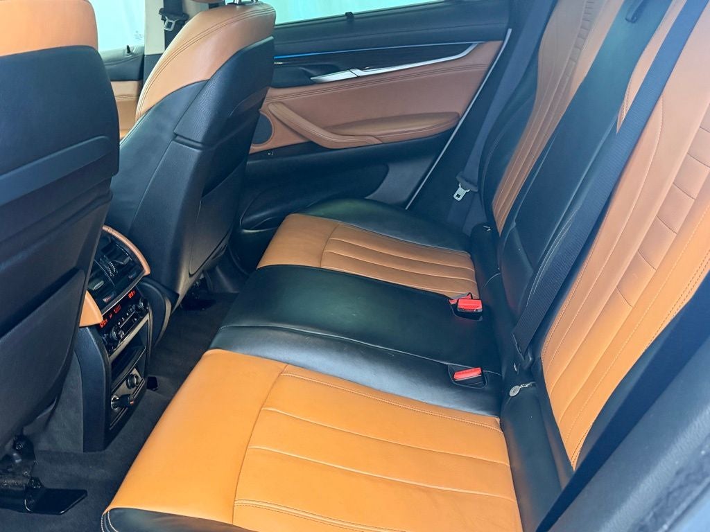 2015 BMW X6 xDrive50i