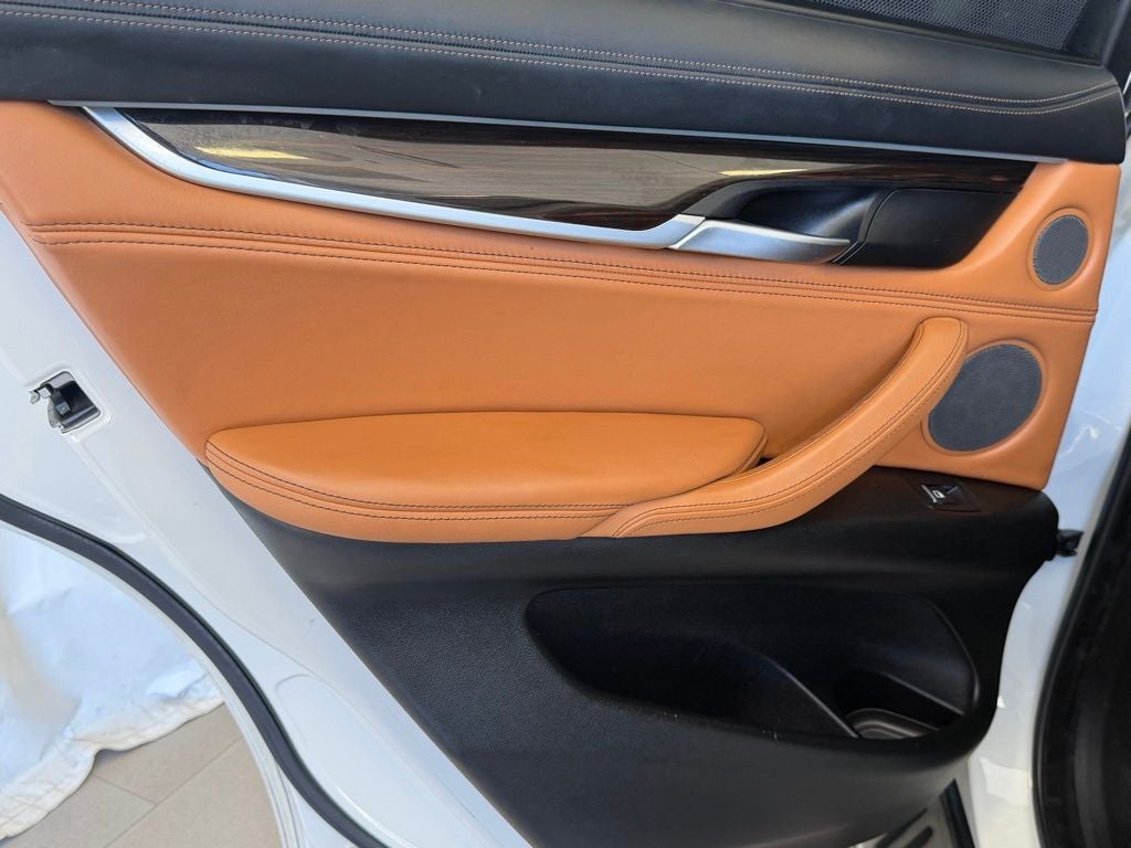 2015 BMW X6 xDrive50i